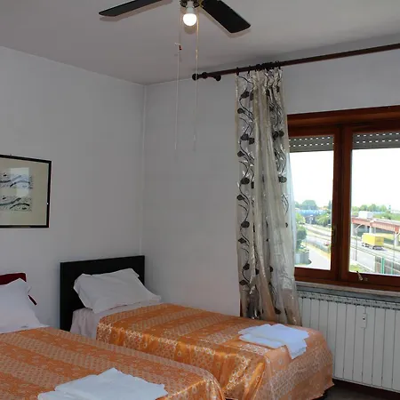 Venice H.s.garden Guest house Marghera